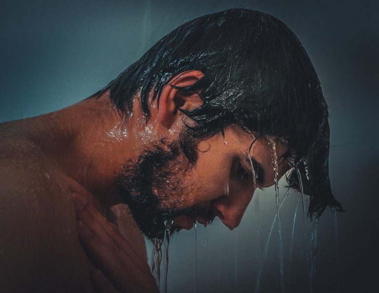 Bien-être en télétravail : Quelle est l’heure idéale pour prendre sa douche ?